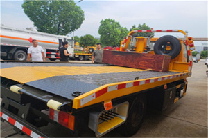 灌阳附近拖车电话号码服务